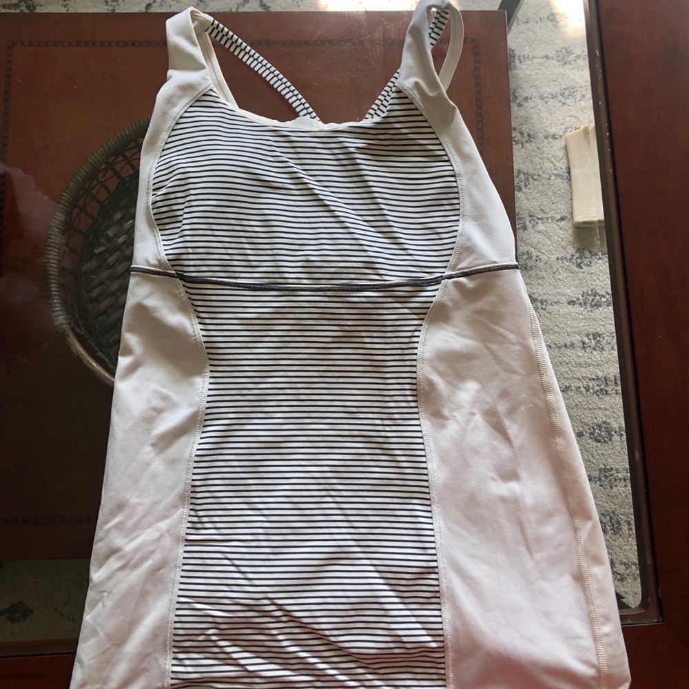 Lululemon tank top